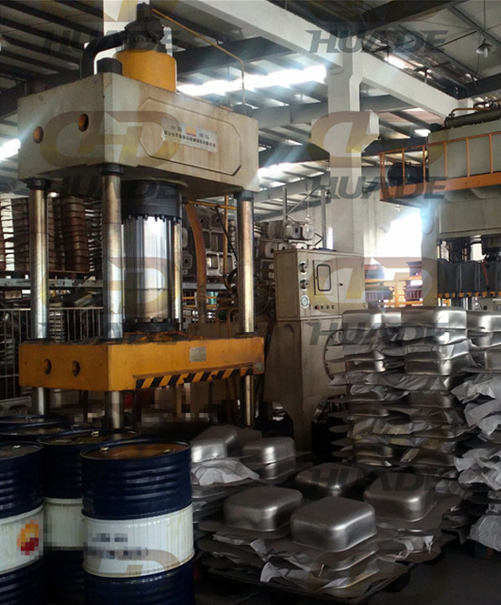 HDY不(bu)鏽鋼水(shui)槽(cao)拉伸(shen)機